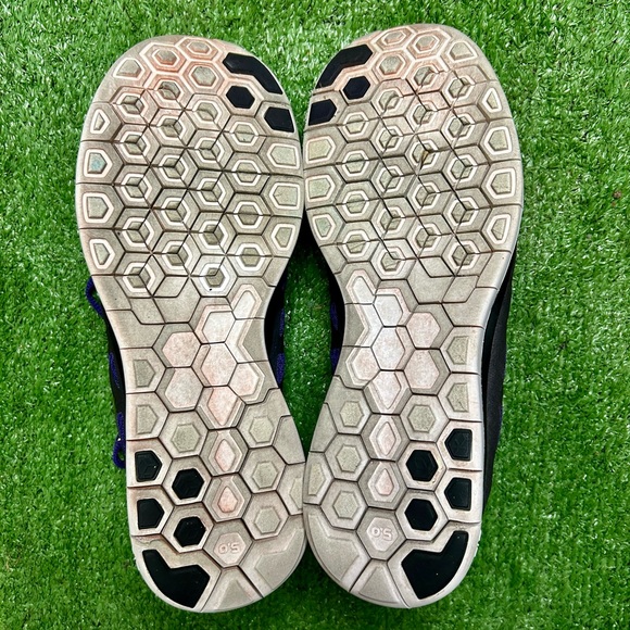 Nike Free 5.0
Doernbecher (2014) Men’s 11 - Picture 4 of 8